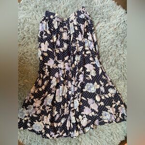 Chic Floral Midi Skirt in navy and Pastel Hues